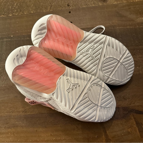 Size 7 - AIR JORDAN (WMNS) AIR JORDAN MA2 'LIGHT BONE SUNSET PULSE' CW5992-003 - Picture 3 of 8